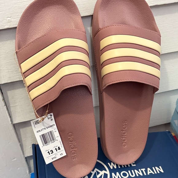 Adidas Women's Sandals in Pink and Cream - Picture 1 of 3